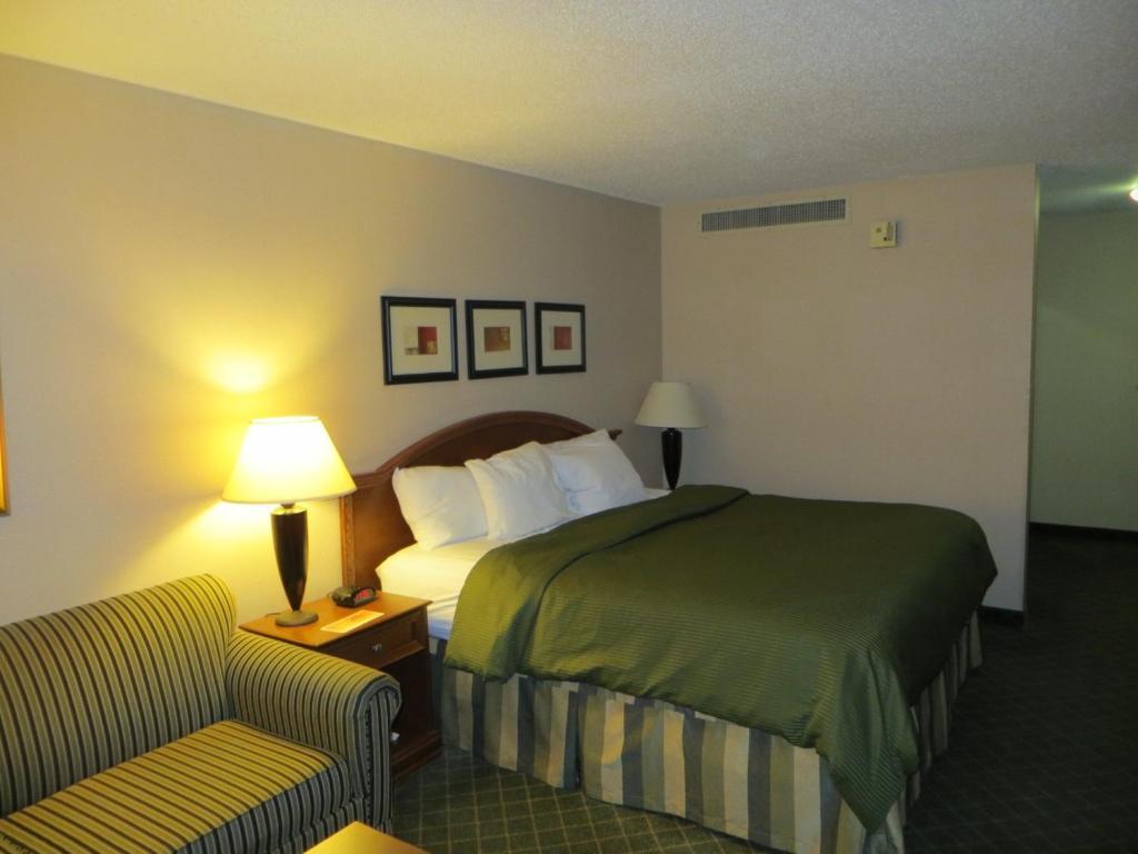 Howard Johnson Grand Forks Bilik gambar