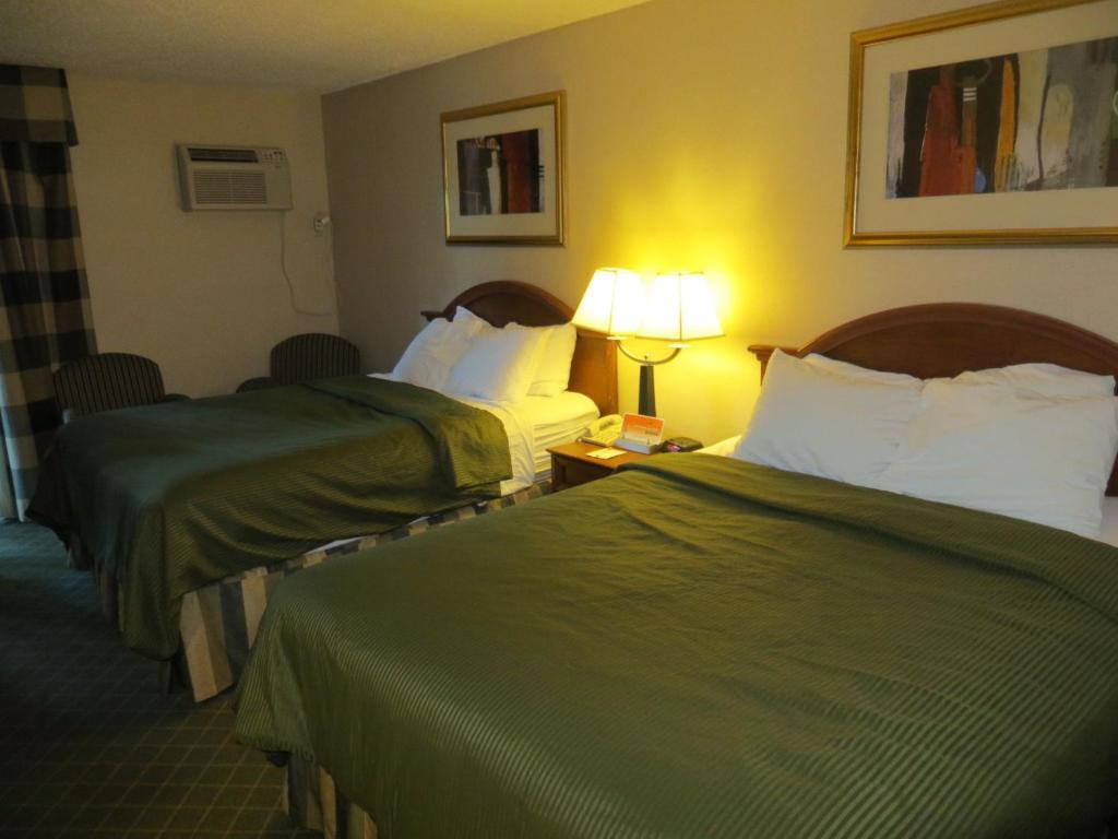 Howard Johnson Grand Forks Bilik gambar