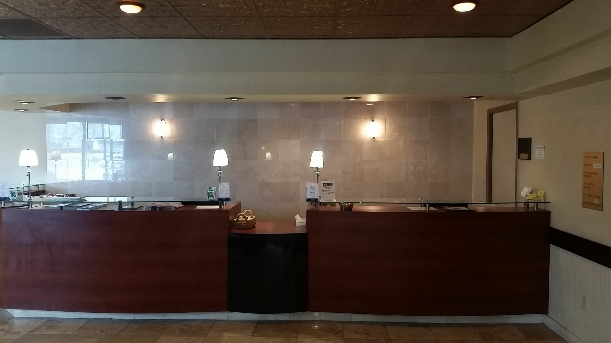 Howard Johnson Grand Forks Luaran gambar
